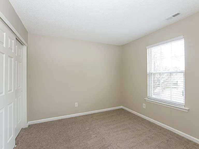 4509 Red Hook Rd — Photo 14