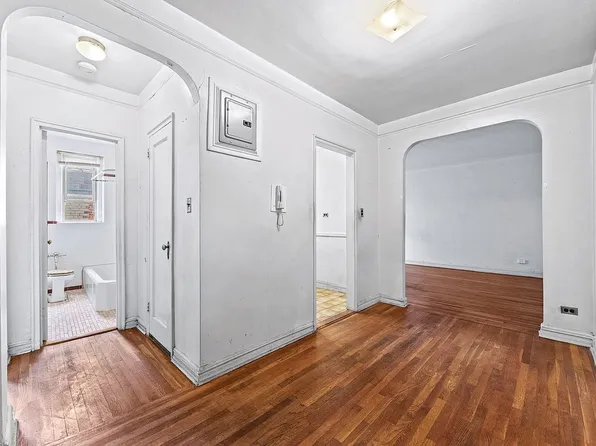 65-36 Wetherole St #503, Rego Park, NY 11374