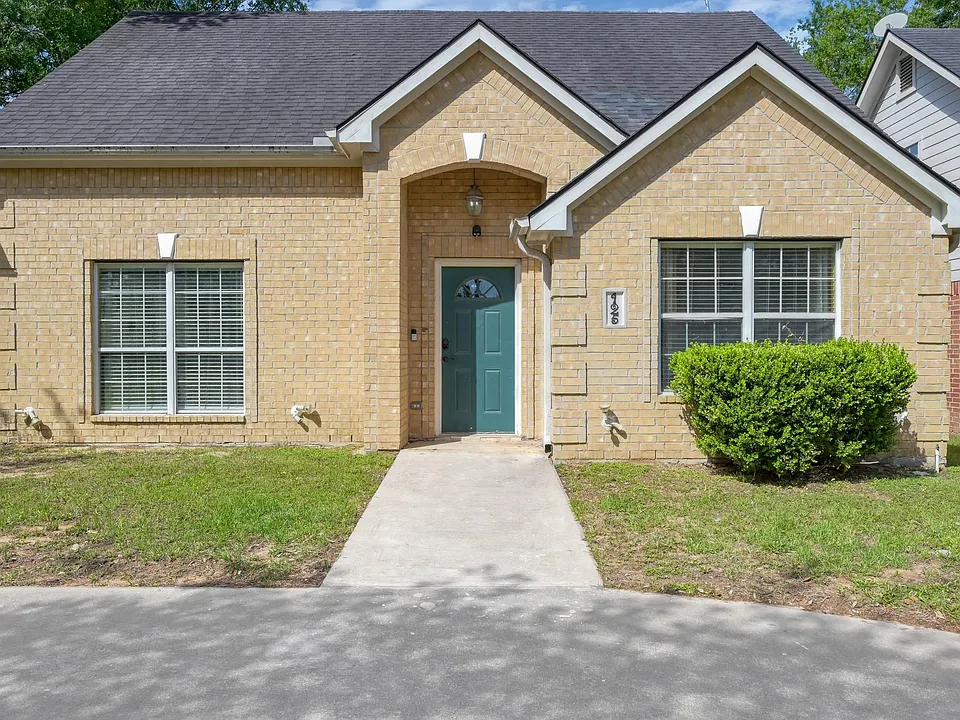 125 Pine Mdws
