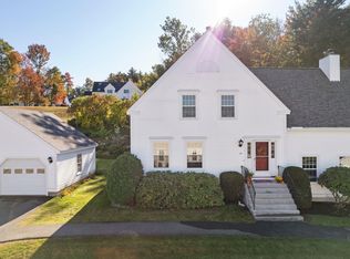 32 Apple Tree Dr #B, Goffstown, NH 03045