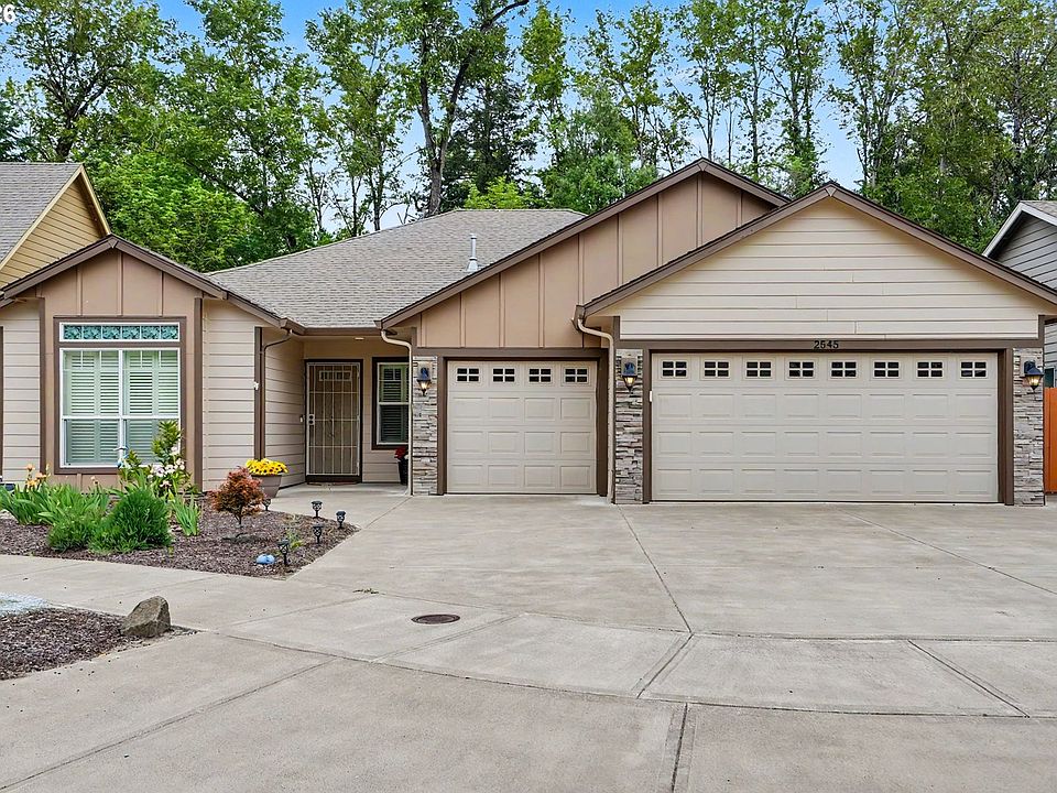 1st image of 2545 Equestrian Loop S