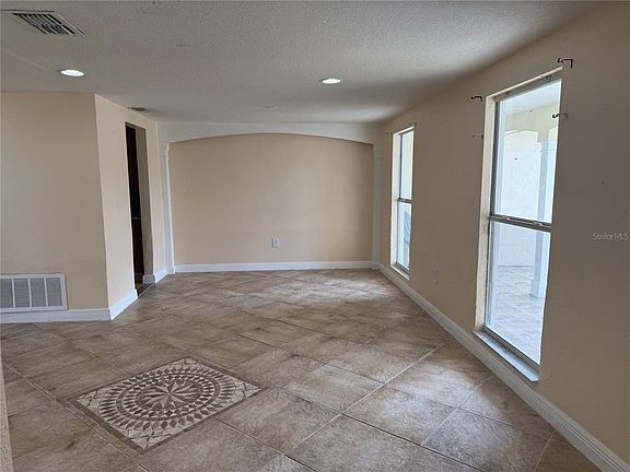 5th image of 3628 Landale Dr
