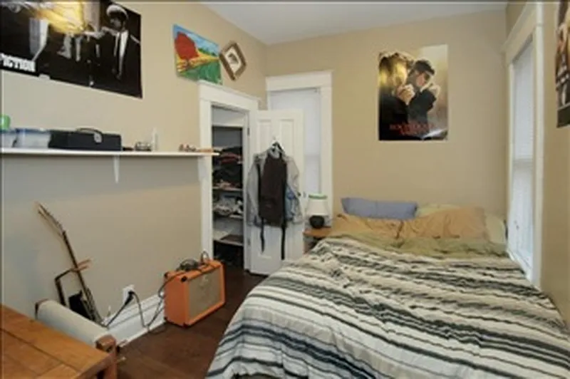 Thumbnail 10