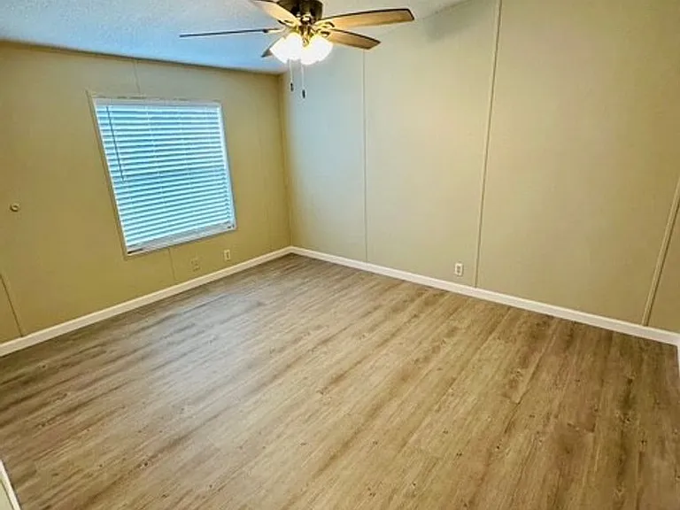 6814 Redwing Rd — Photo 22