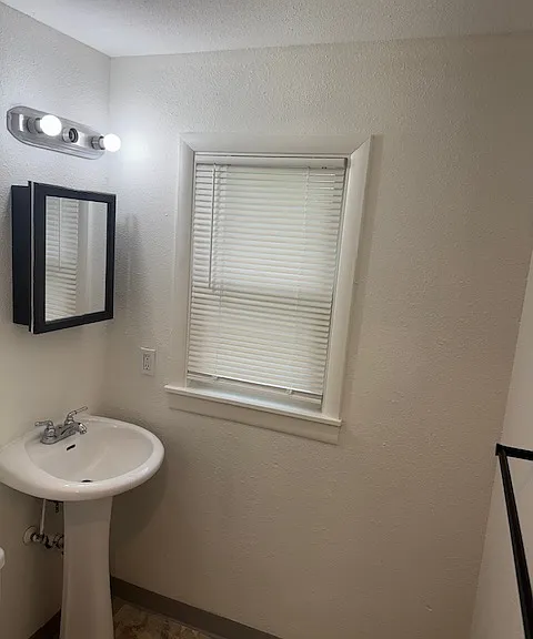 4344 NE Jarrett St #G — Photo 11