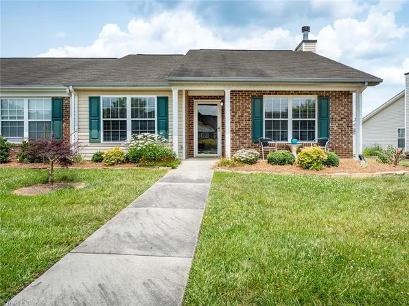 107 Oakmont Cir, Archdale, NC 27263