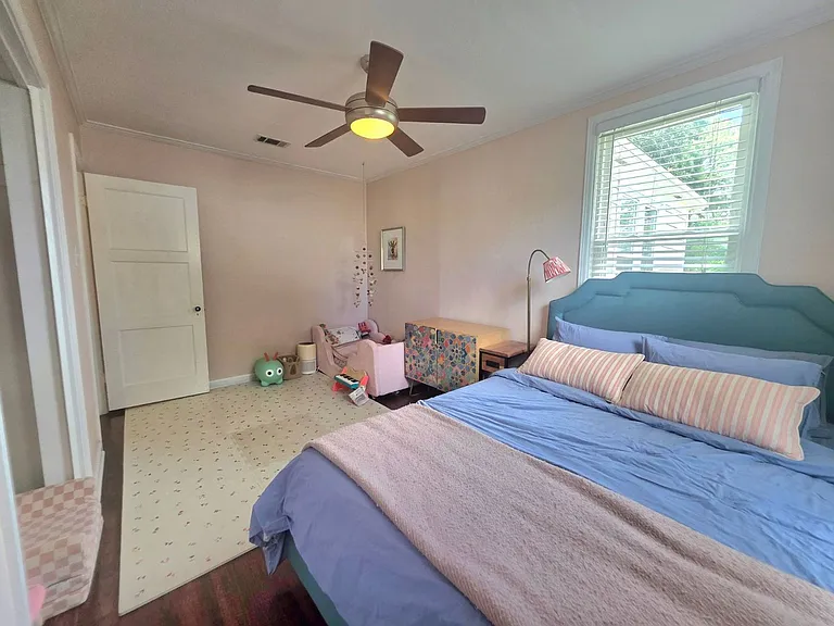 1010 E Maxwell St — Photo 16