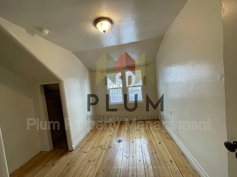 807 Bulwer St #B — Photo 8