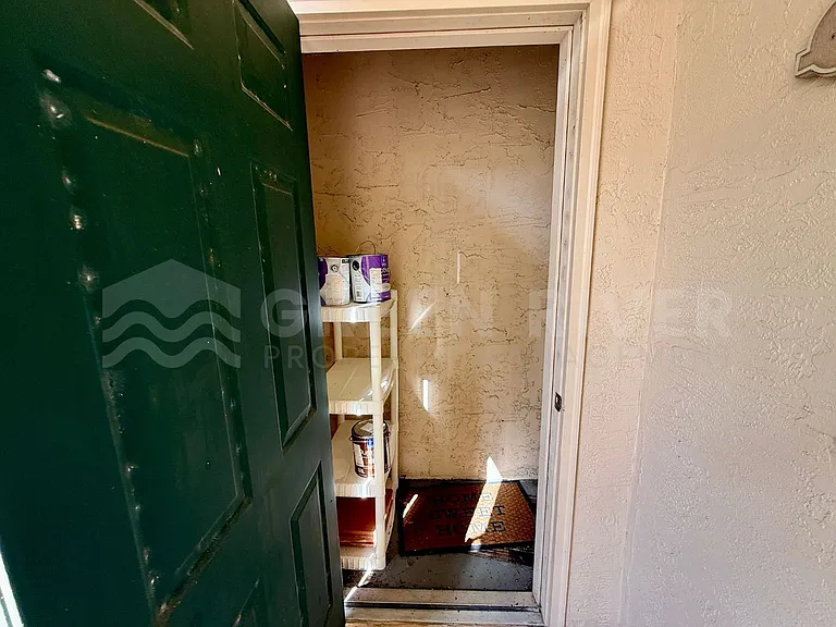 204 Augusta Cir — Photo 27