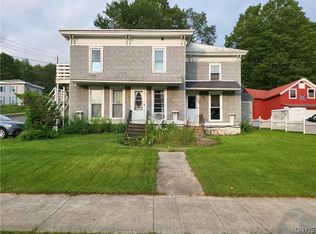 22 Bradford St, Marathon, NY 13803