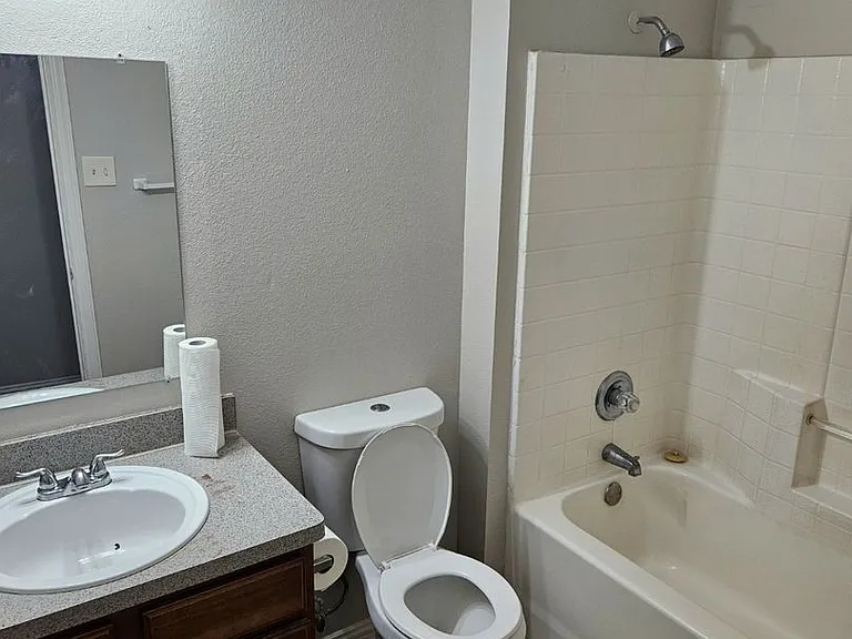 1702 Stalcup Rd #100 — Photo 7