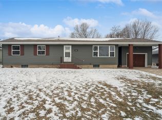 301 2nd Ave, Keystone, IA 52249