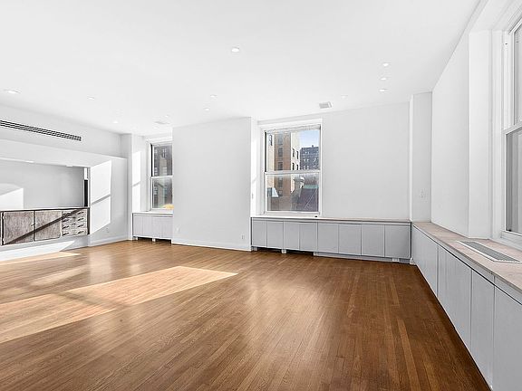 2nd image of 29 E 72nd St #7A