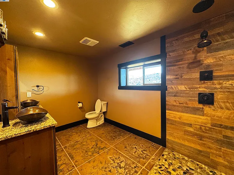 2280 Roan Rd — Photo 30