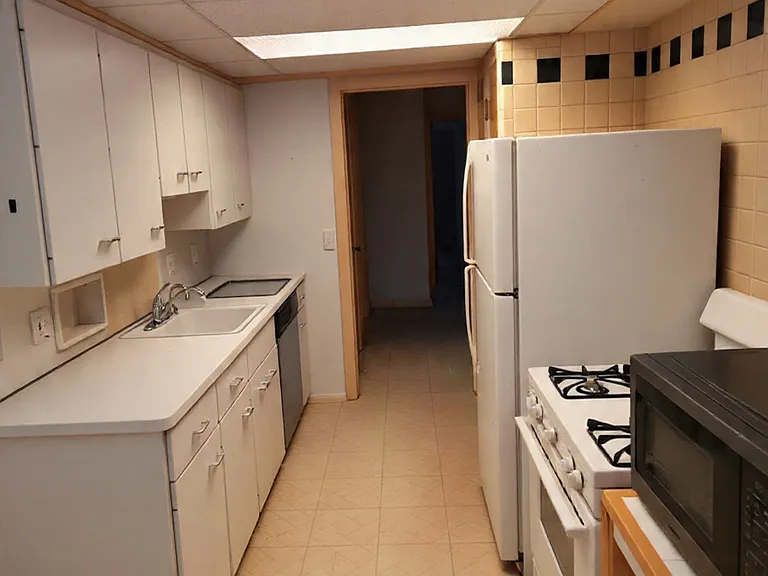 13699 Cedar Rd #2 — Photo 5