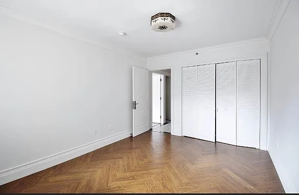 Rented by Urbanite Realty Inc | media 29