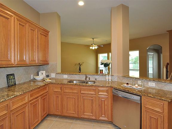Don't miss any conversation while cooking in this open kitchen.