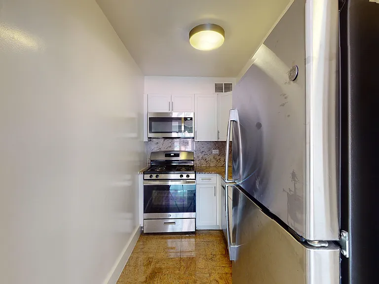 220 E 63rd St #12-D — Photo 6
