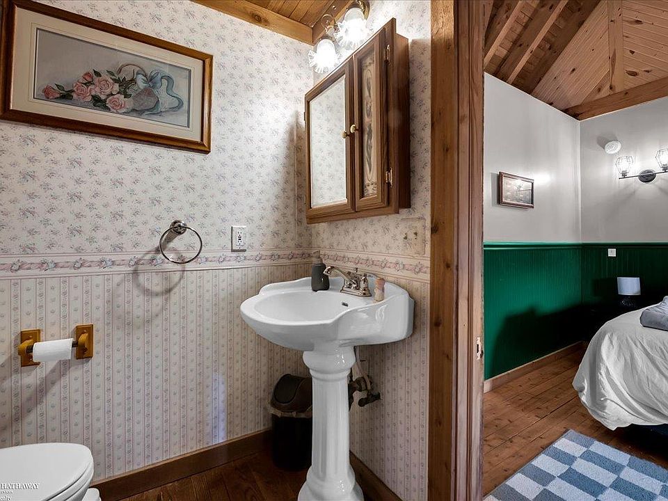 8828 Meskill Rd, photo 27
