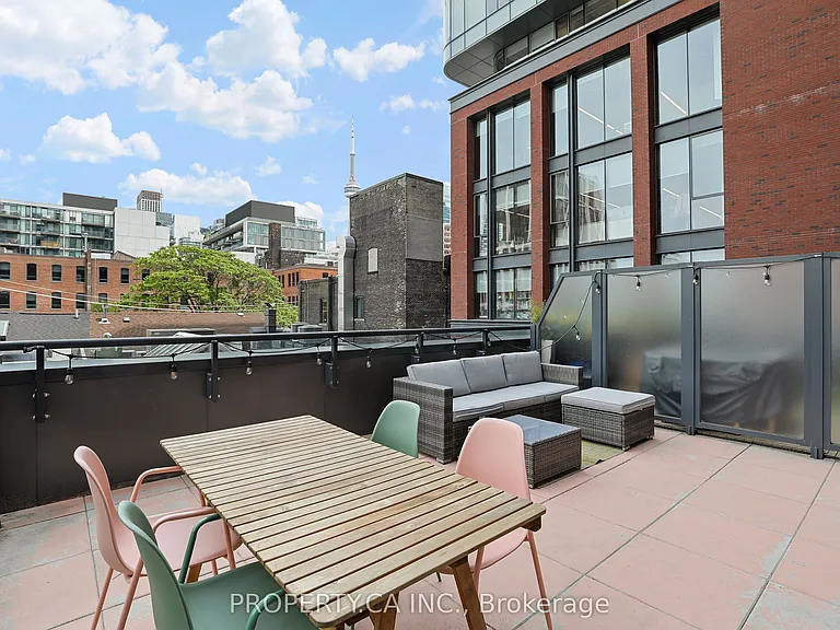 501 Adelaide St W #303 — Photo 5