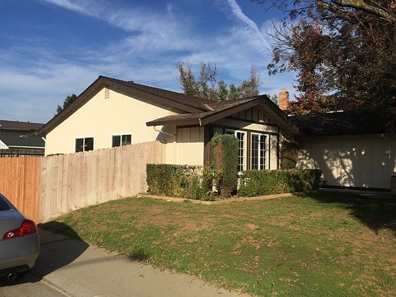 2nd image of 3324 Romford Way