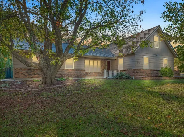 5719 SW 27th St, Topeka, KS 66614