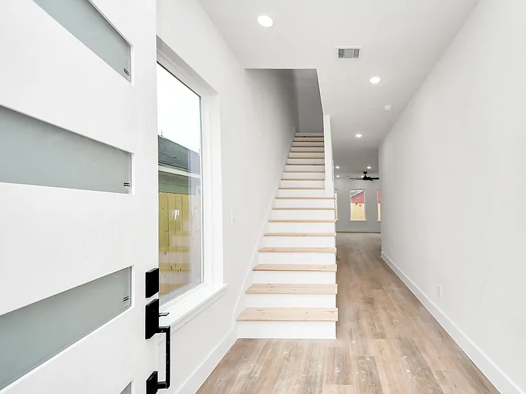 8206 Colonial Ln #A — Photo 5