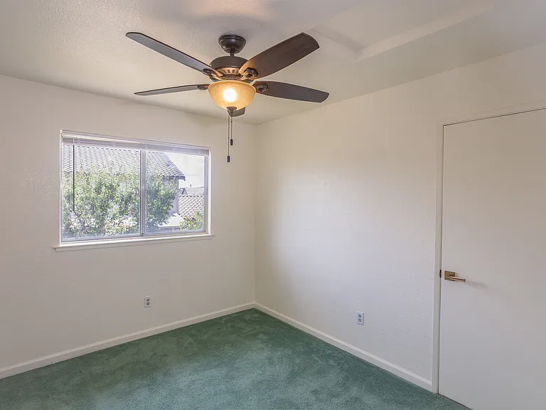 183 Creekside Cir — Photo 14