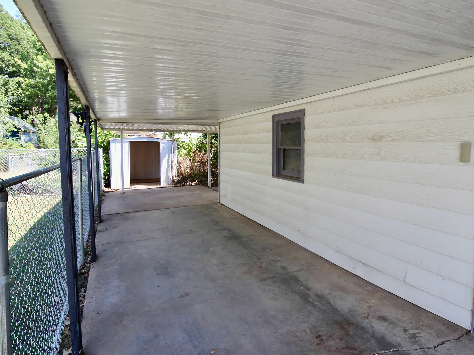 2 bed, 1.5 bath, 1148 sqft, $1,850 — Photo 3
