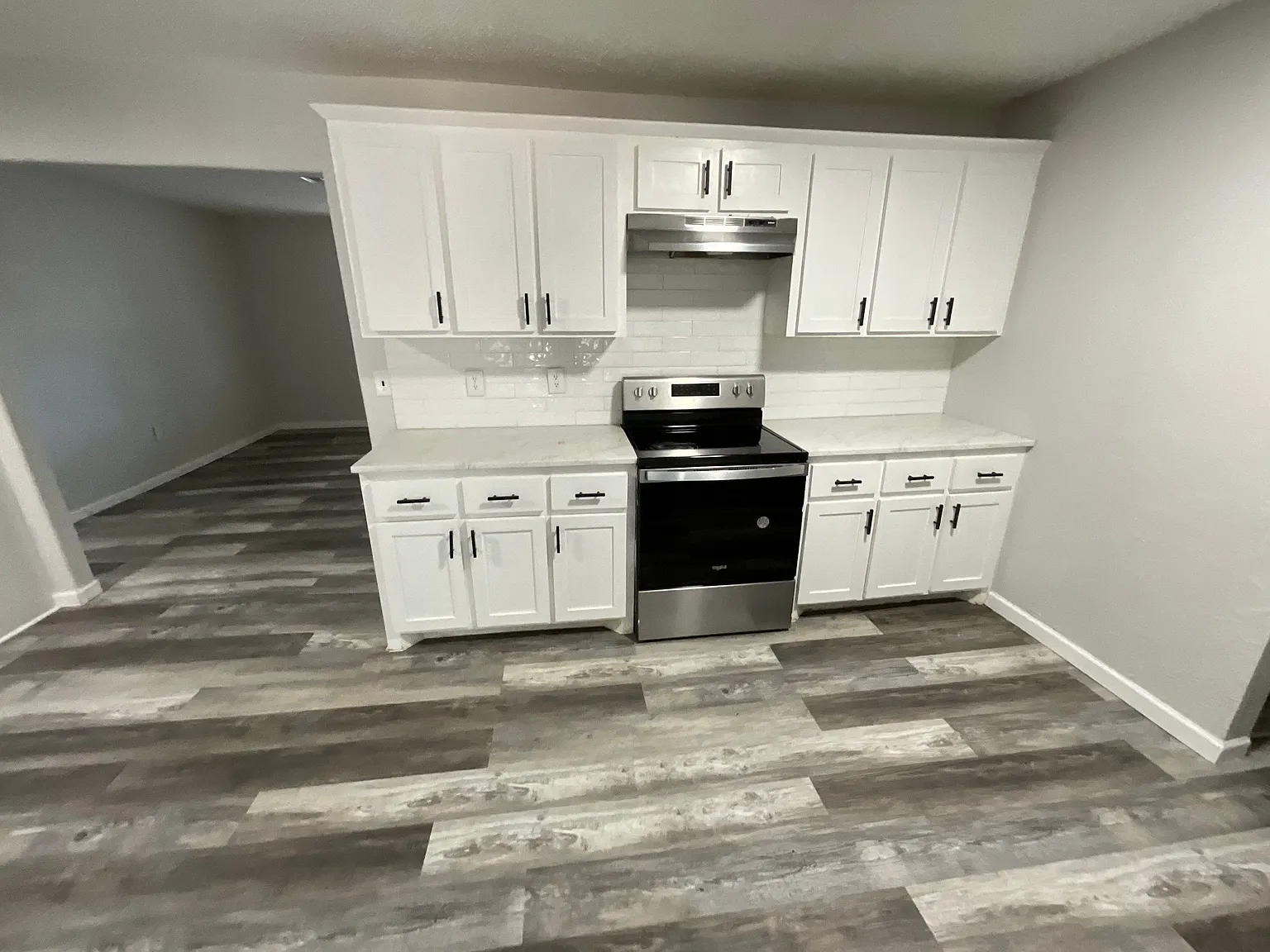 5 bed, 1888 sqft, $1,550 — Photo 3