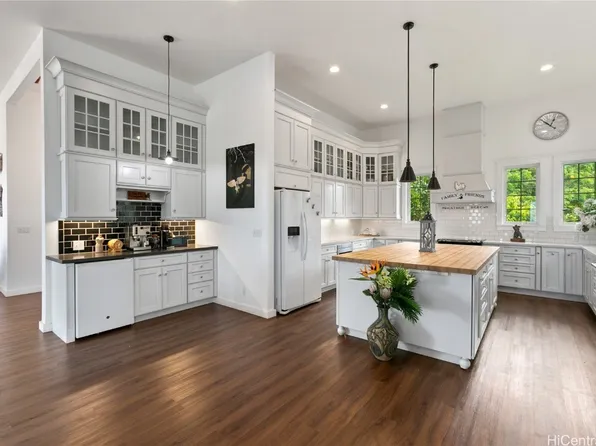 65-660 Kaukonahua Rd #A, Waialua, HI 96791