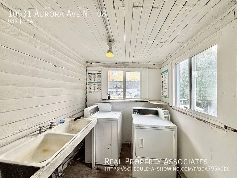 10531 Aurora Ave N #8 — Photo 9