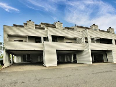 763 Spinnaker Ct, Secaucus, NJ, 07094