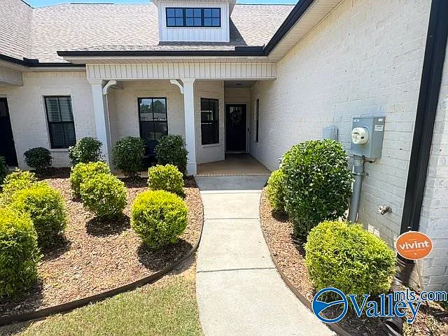 441 Ripple Lake Dr SW — Photo 2