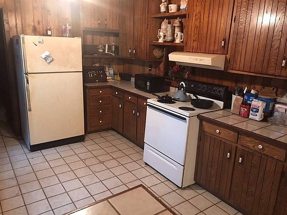 3rd image of 152 Private Road 6242