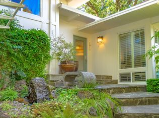 1011 Lake Shore Rd, Lake Oswego, OR 97034