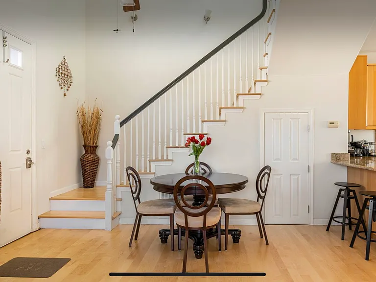 1419 Ashby Ave #D — Photo 3