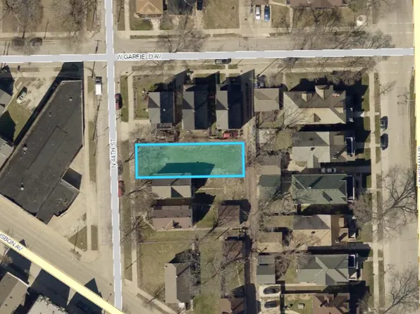 2182 N 44TH STREET, Milwaukee, WI 53208