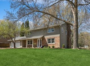 5804 Chastek Way, Minnetonka, MN 55345