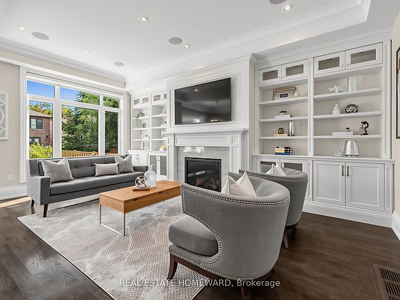 2nd image of 553 Broadway Ave