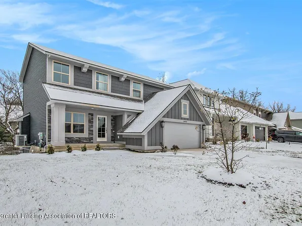 16923 Willowbrook Dr, Haslett, MI 48840