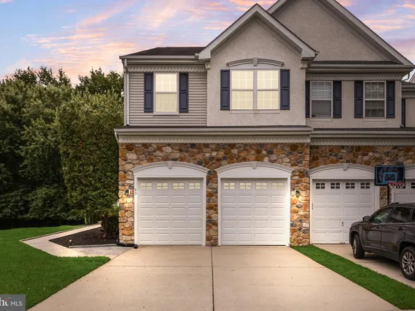 43 Carter Ln, Marlton, NJ 08053