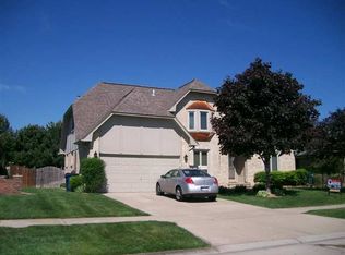 46721 Barbara Dr, Macomb, MI 48044