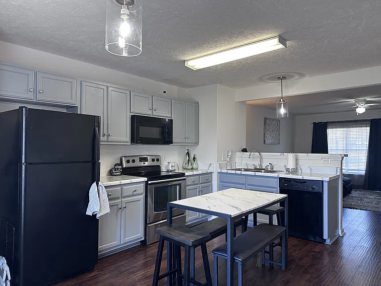 2961 S Rutherford Blvd #D8 — Photo 10