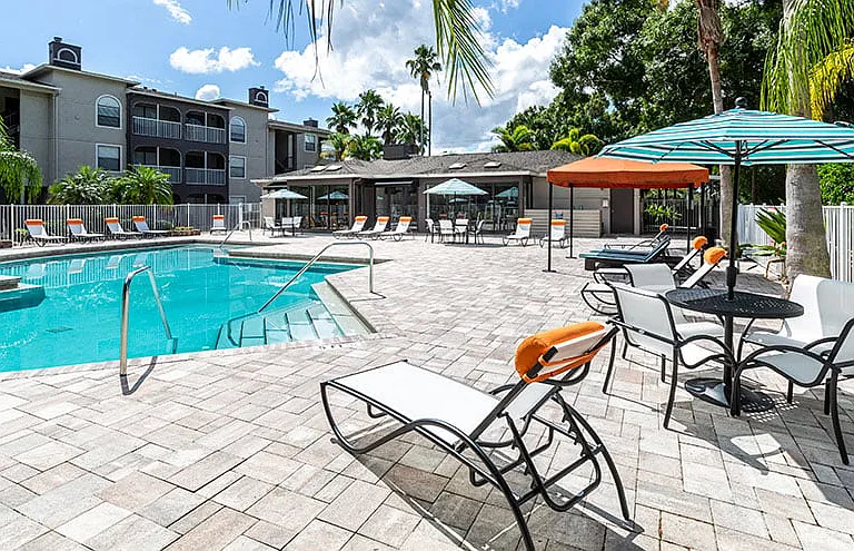 The Summit at Sabal Park Apartments — Photo 19