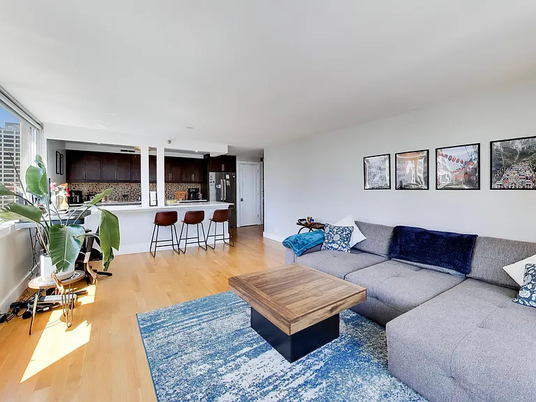 200 N Dearborn St #3103 — Photo 13