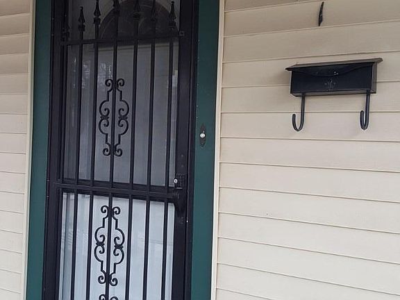 5th image of 1141 Sigsbee St SE