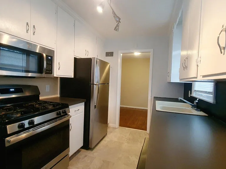 3520 Zinran Ave S — Photo 4