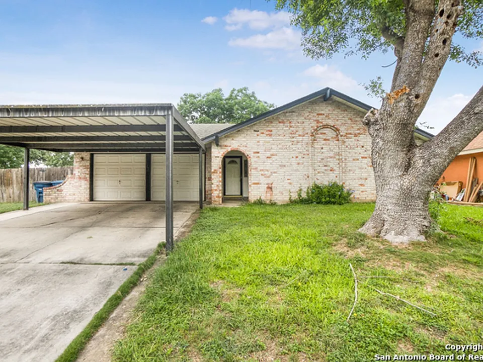 5003 Starfire St
