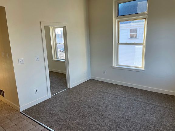 4th image of 46 Main St #1